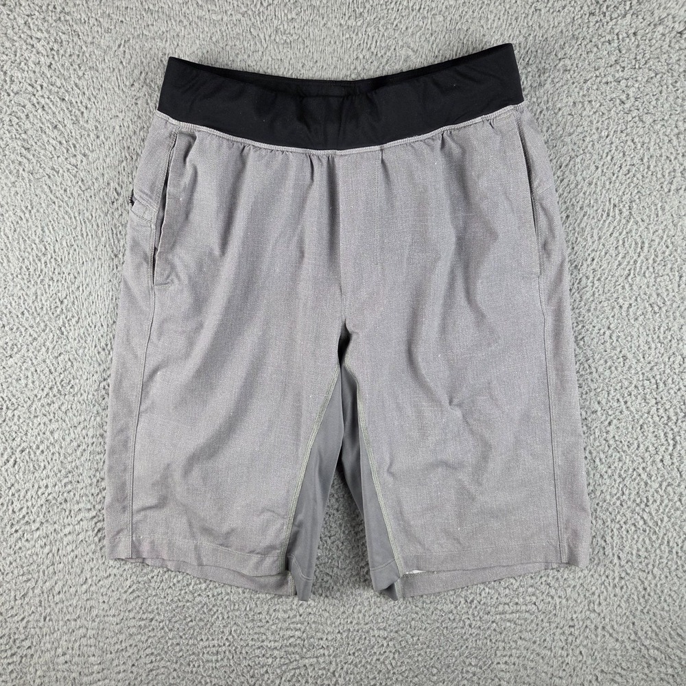 Lululemon Shorts Mens 28x12 Gray Unlined Lace Tie Stretch Active Training